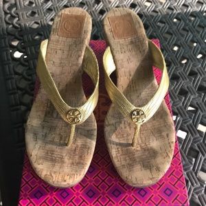 Tory Burch Suzy wedge - metallic gold